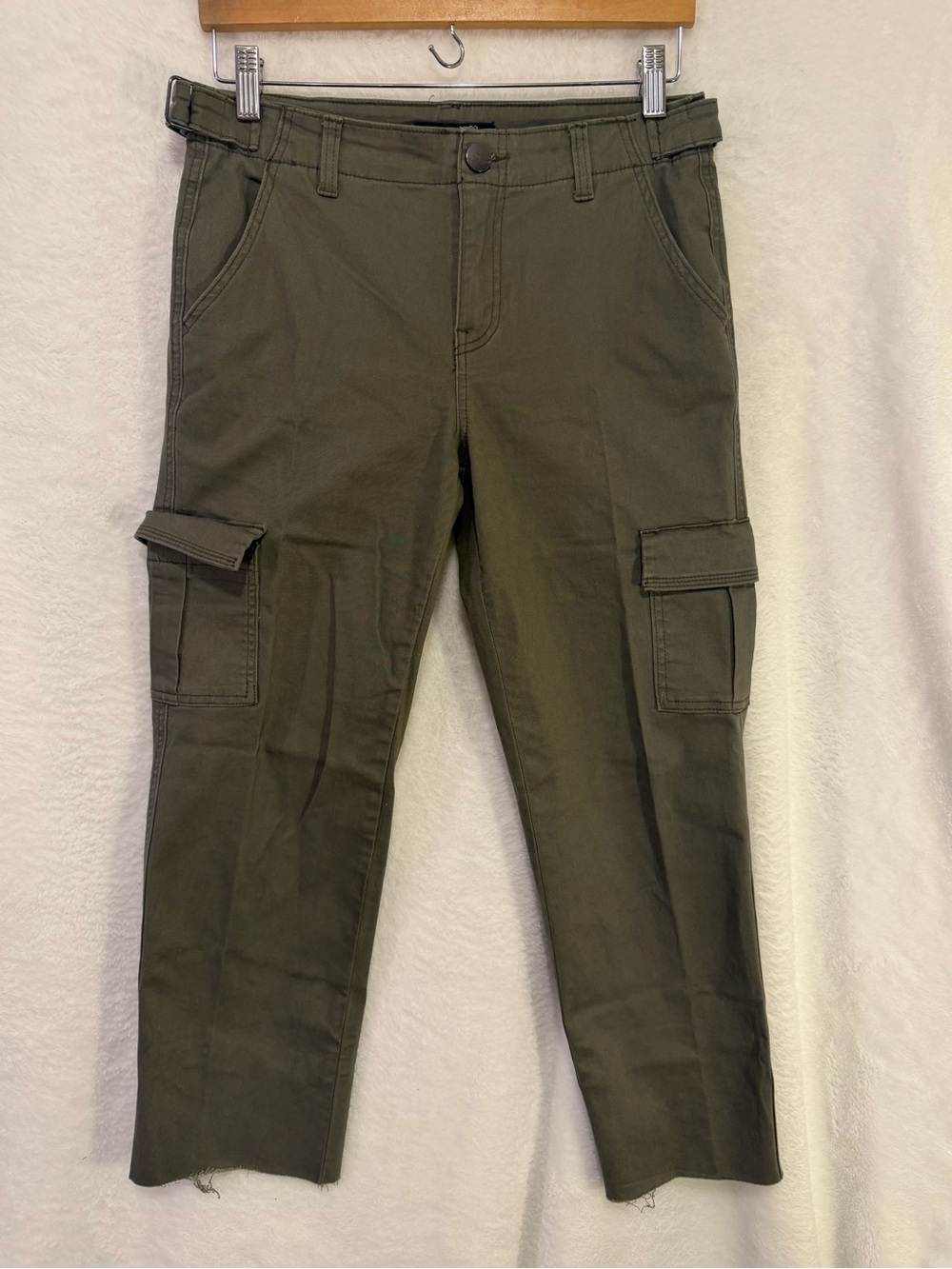 1822 Denim Women’s Cargo Pants Army Green Size 6 Cropped Straight Utility